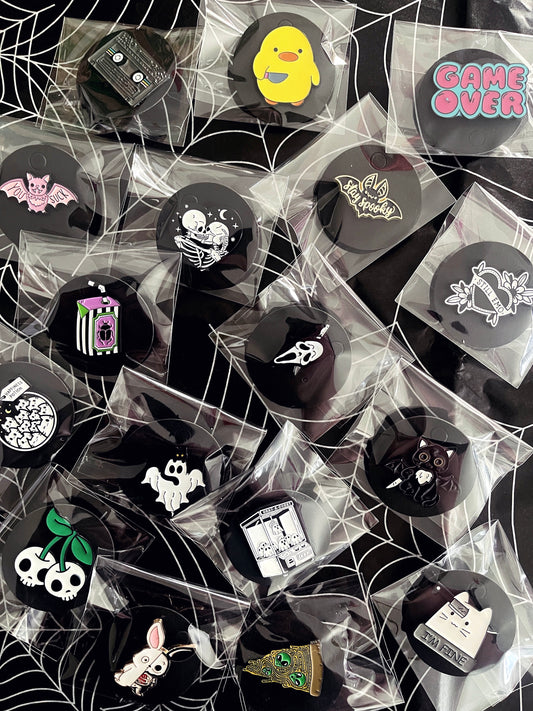 Lucky Dip Metal Pins x 2